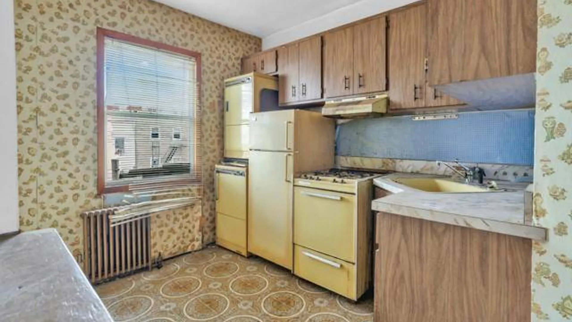 Property at 1640 Bath Ave, Brooklyn, NY 11214 17