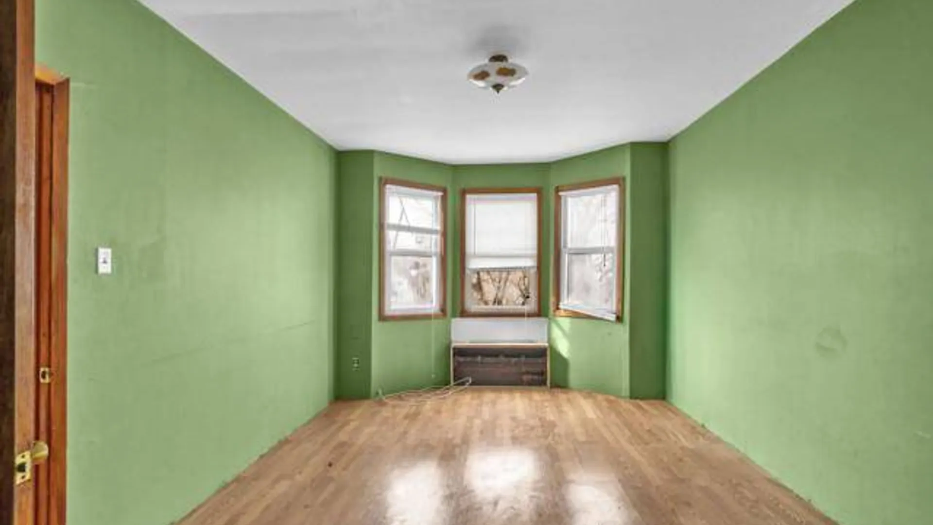 Property at 1640 Bath Ave, Brooklyn, NY 11214 23