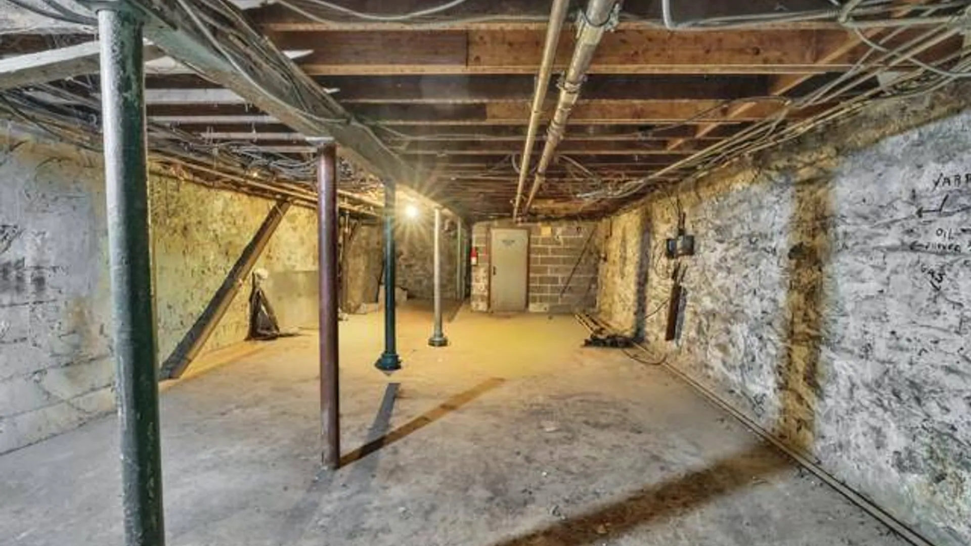 Property at 1640 Bath Ave, Brooklyn, NY 11214 26
