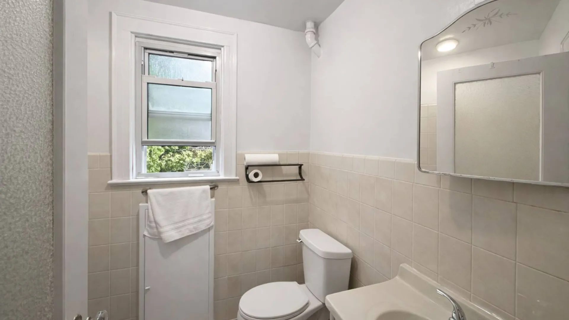 Property at 45-01 Utopia Pkwy, Flushing, NY 11358 13