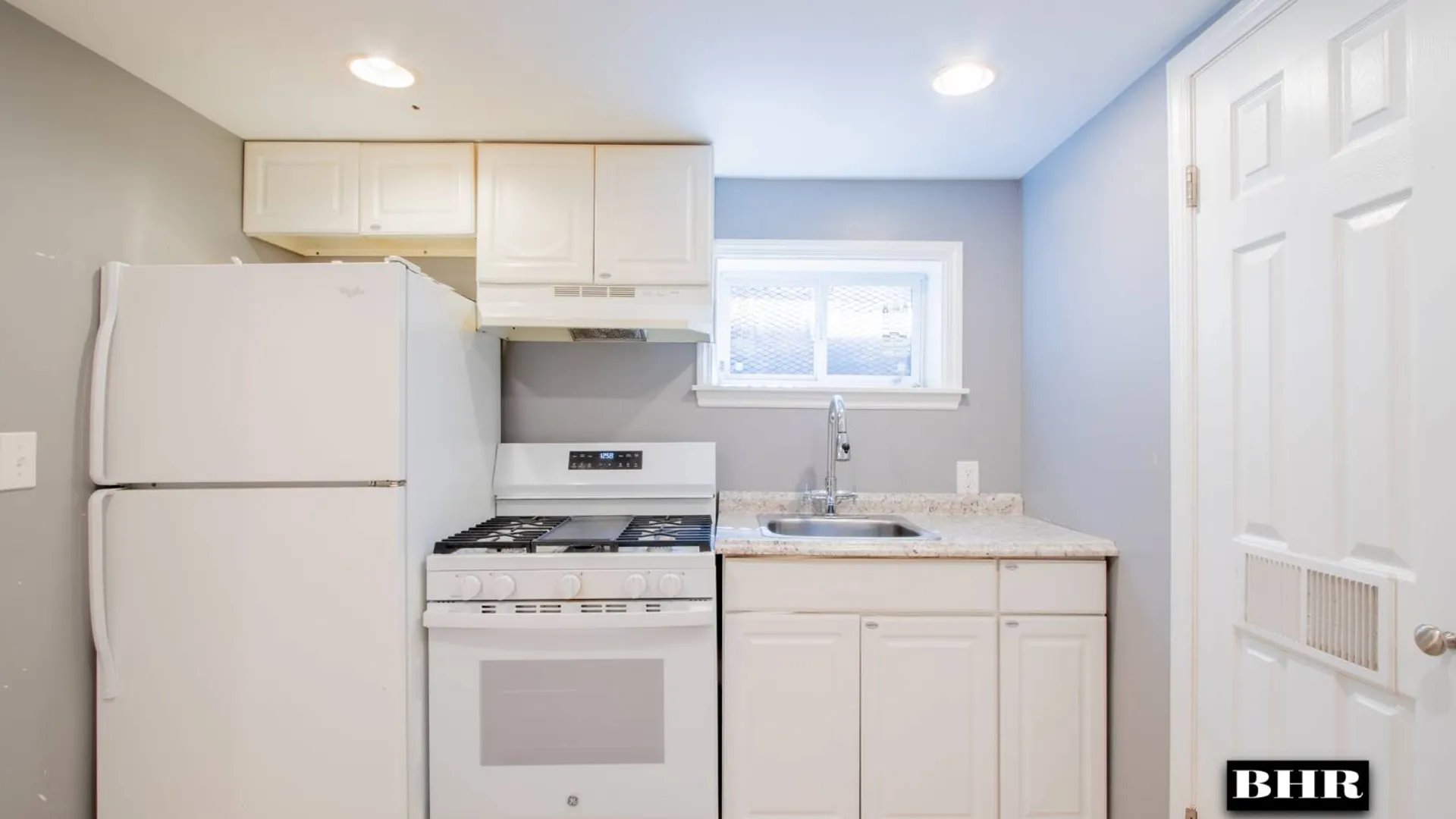 Property at 154 Beaumont, Brooklyn, NY 11235 24
