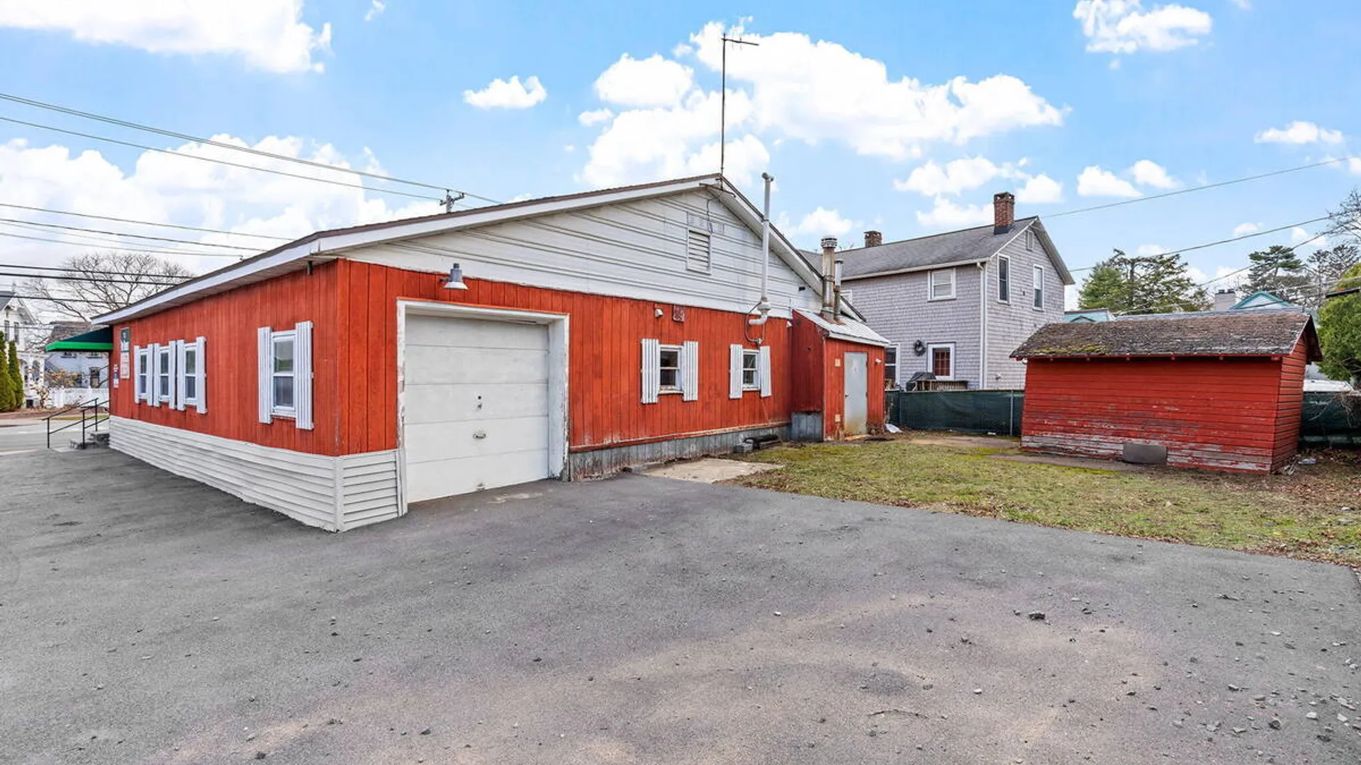Property at 48 Lincoln Avenue, Saratoga Springs, NY 12866 4