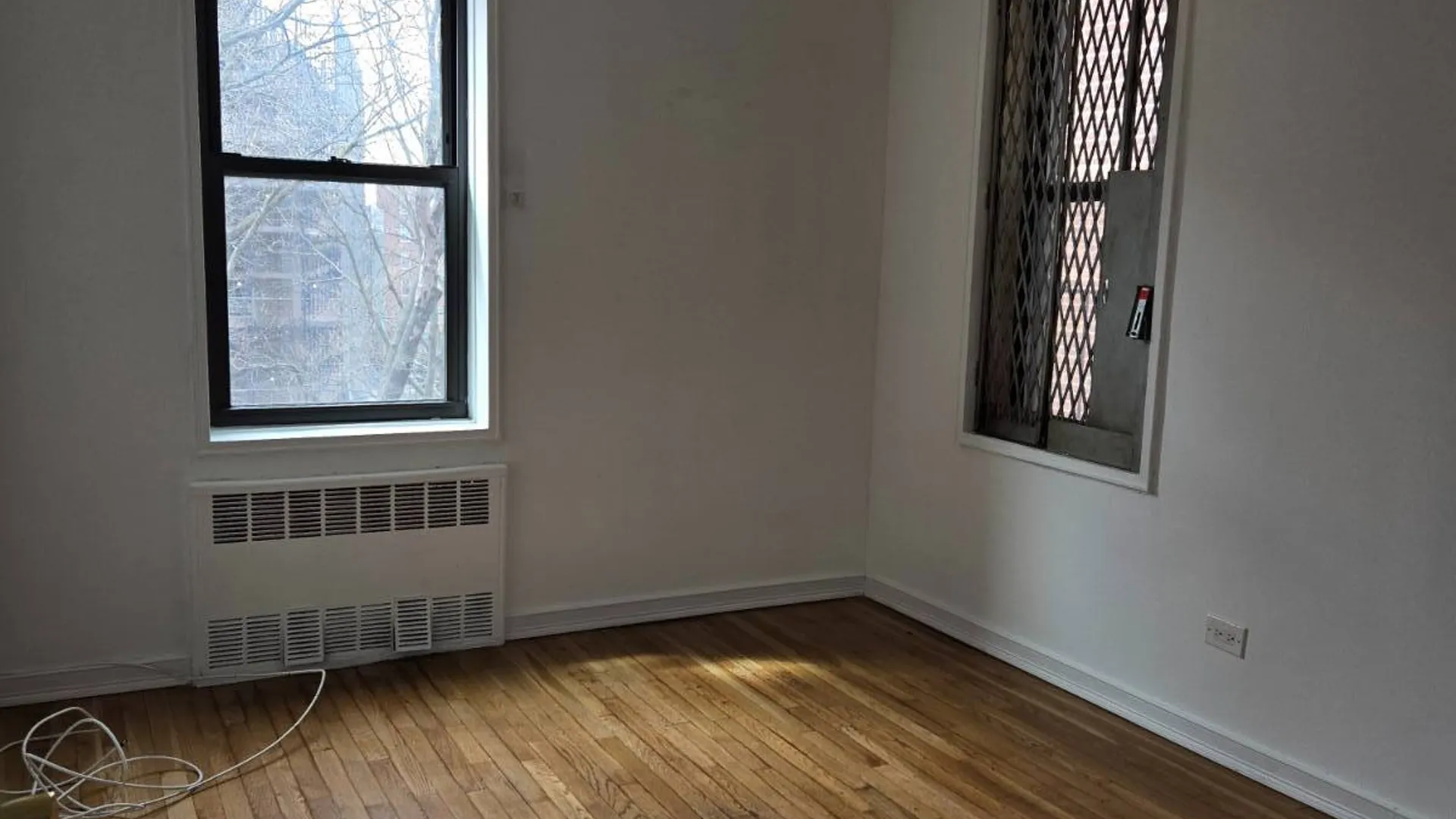 Property at 3324 Junction Blvd, JACKSON HEIGHTS, NY 11372 10