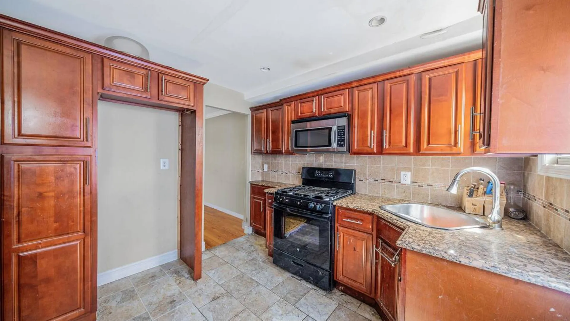 Property at 15050 Foch Boulevard, Jamaica, NY 11434 8