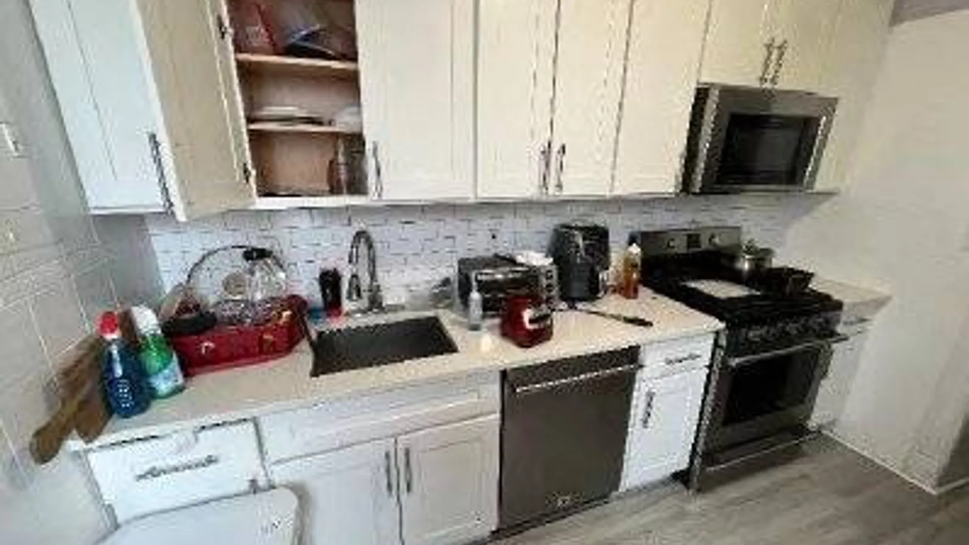Property at 1426 30th Dr, Astoria, NY 11102 22