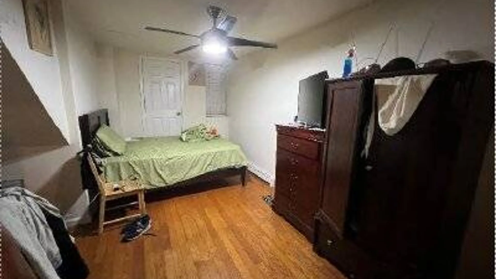 Property at 1426 30th Dr, Astoria, NY 11102 34