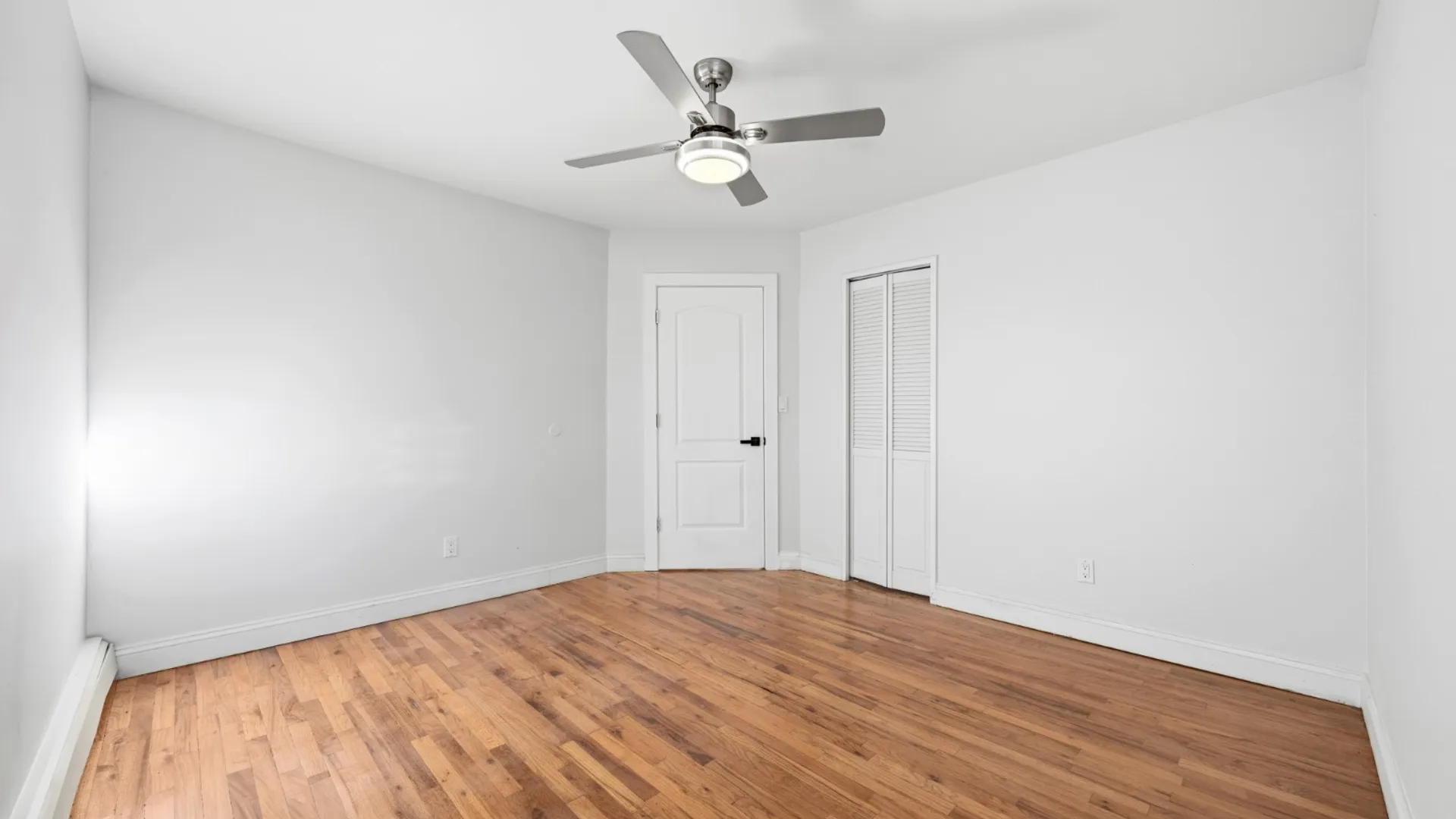 Property at 14 Platt Ave, West Babylon, NY 11704 14