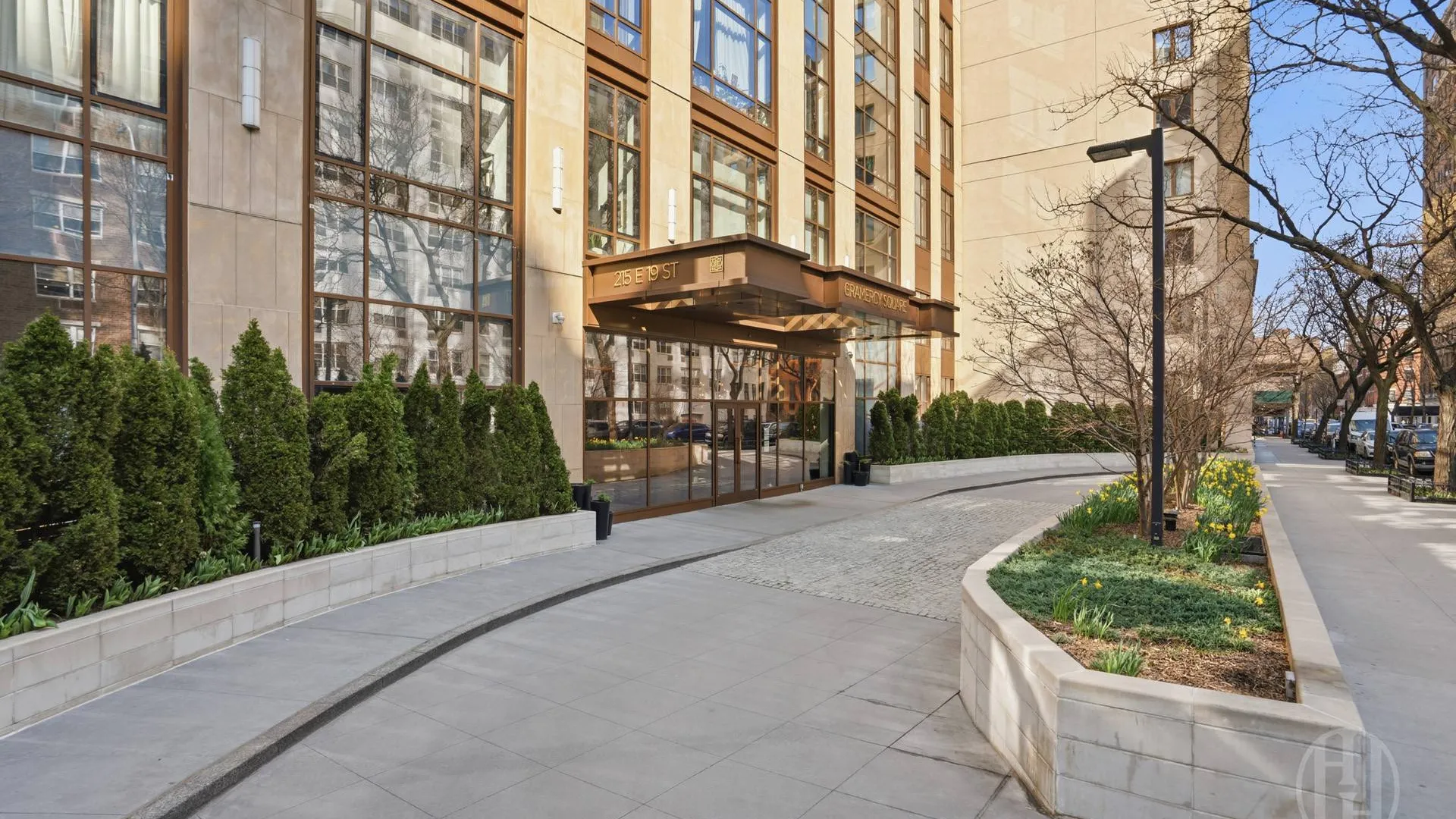 Property at 215 East 19th Street, New York, NY 10003 8