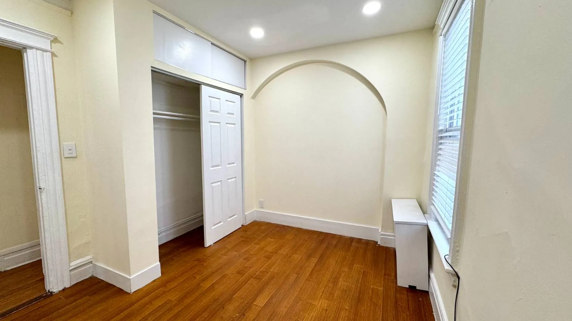 Property at 1811 Parkview Avenue, Bronx, NY 10461 16