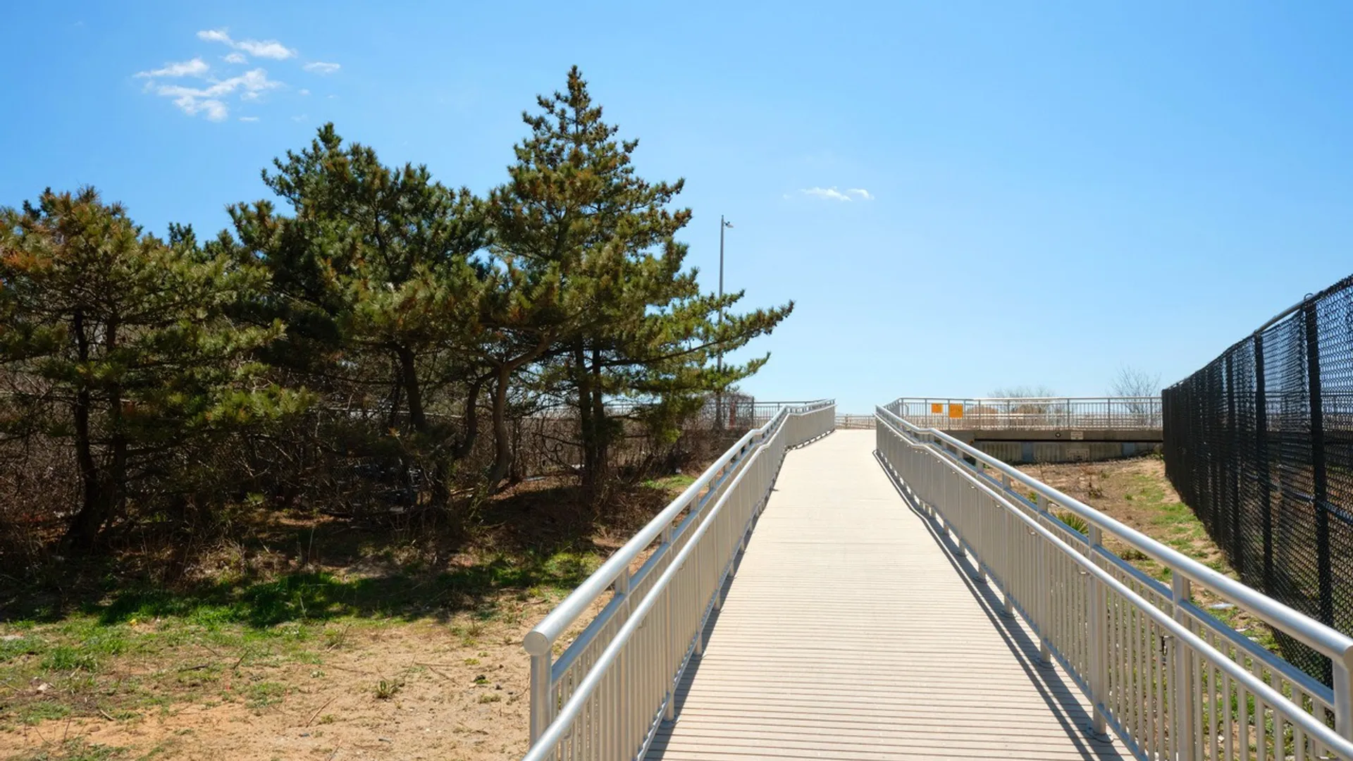Property at 152 Beach 25 Street, Far Rockaway, NY 11691 4
