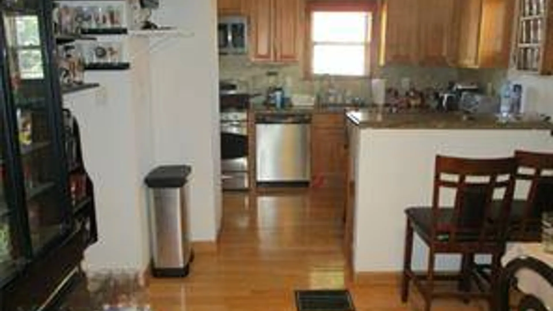 Property at 6 Birch Way, Valley Stream, NY 11581 4
