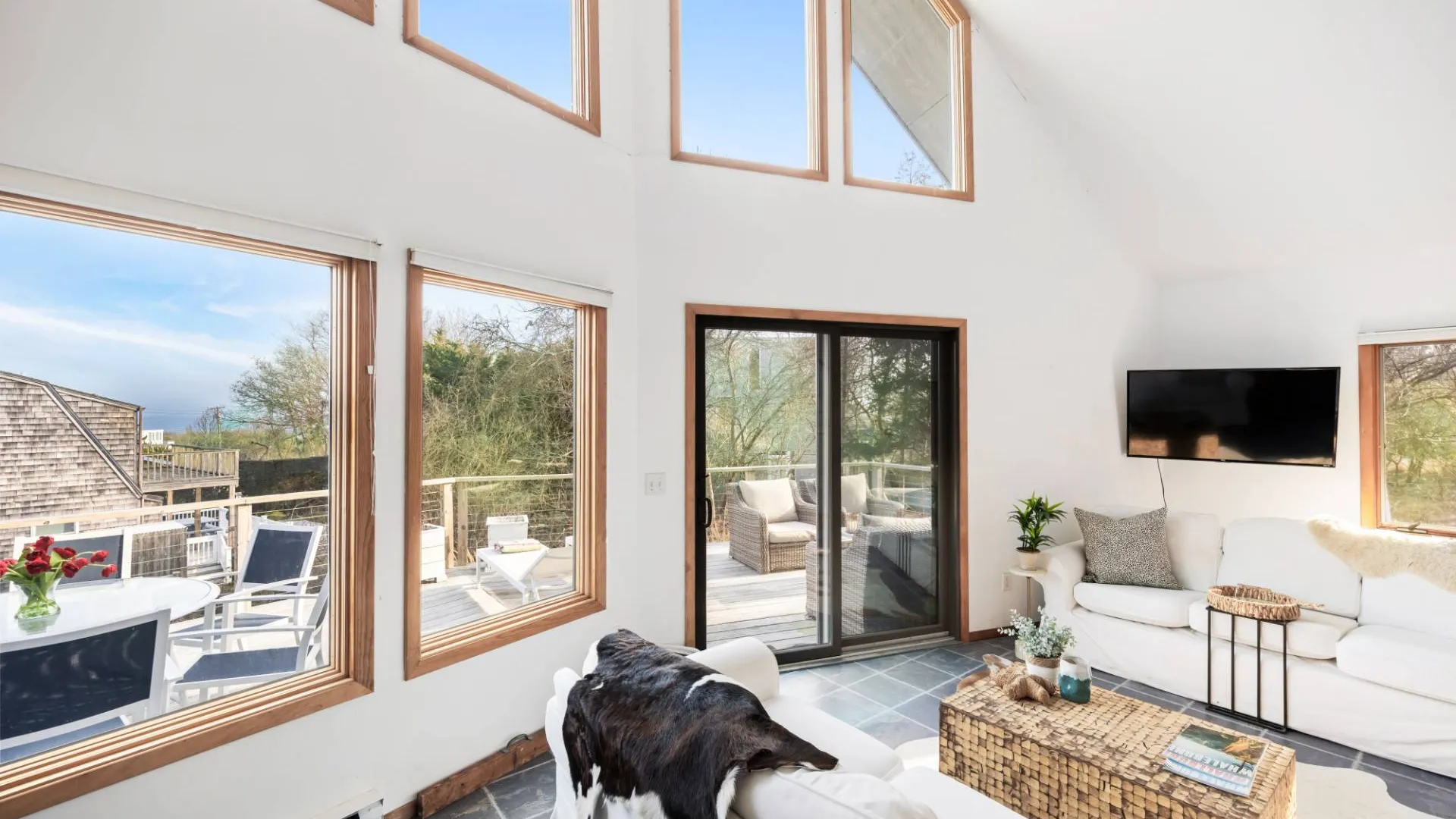 Property at 17 Wilson Court, Montauk, NY 11954 12