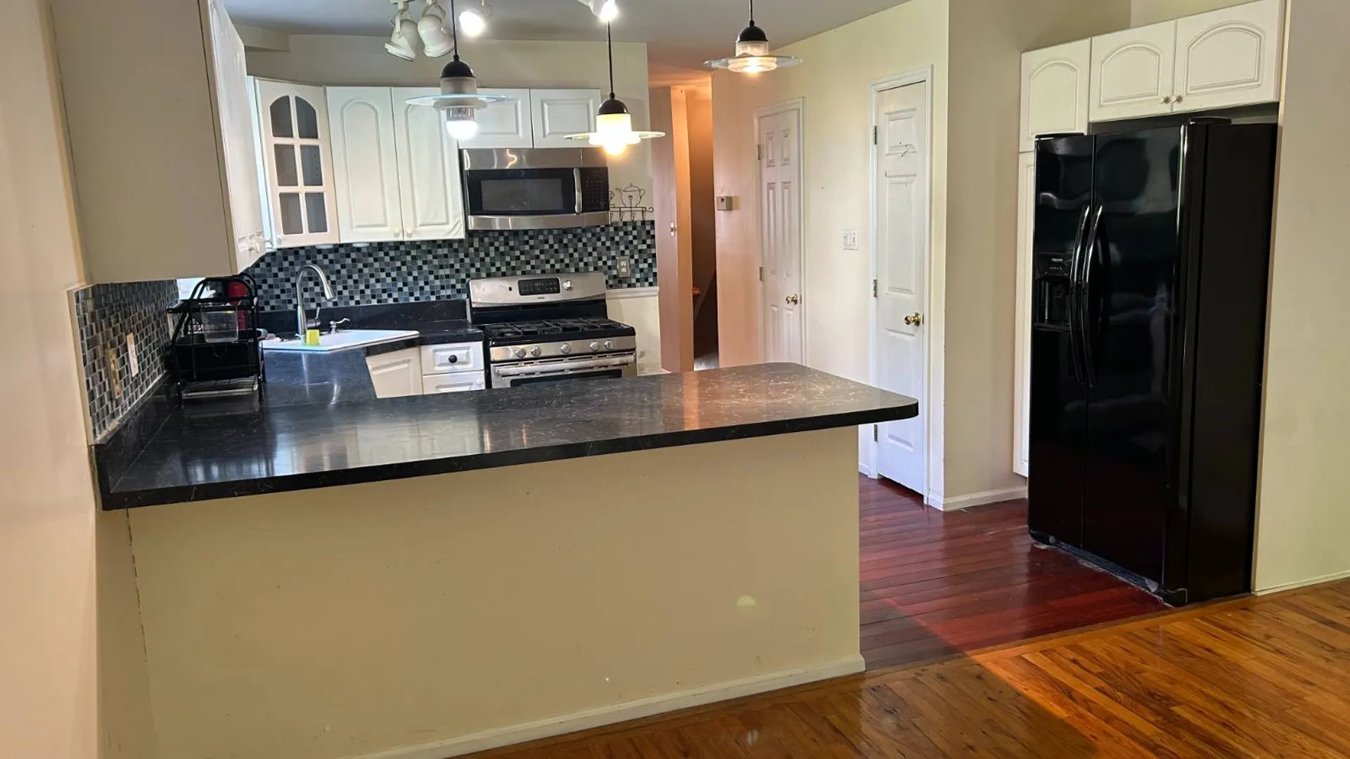 Property at 262 Ward Ave, Staten Island, NY 10304 10