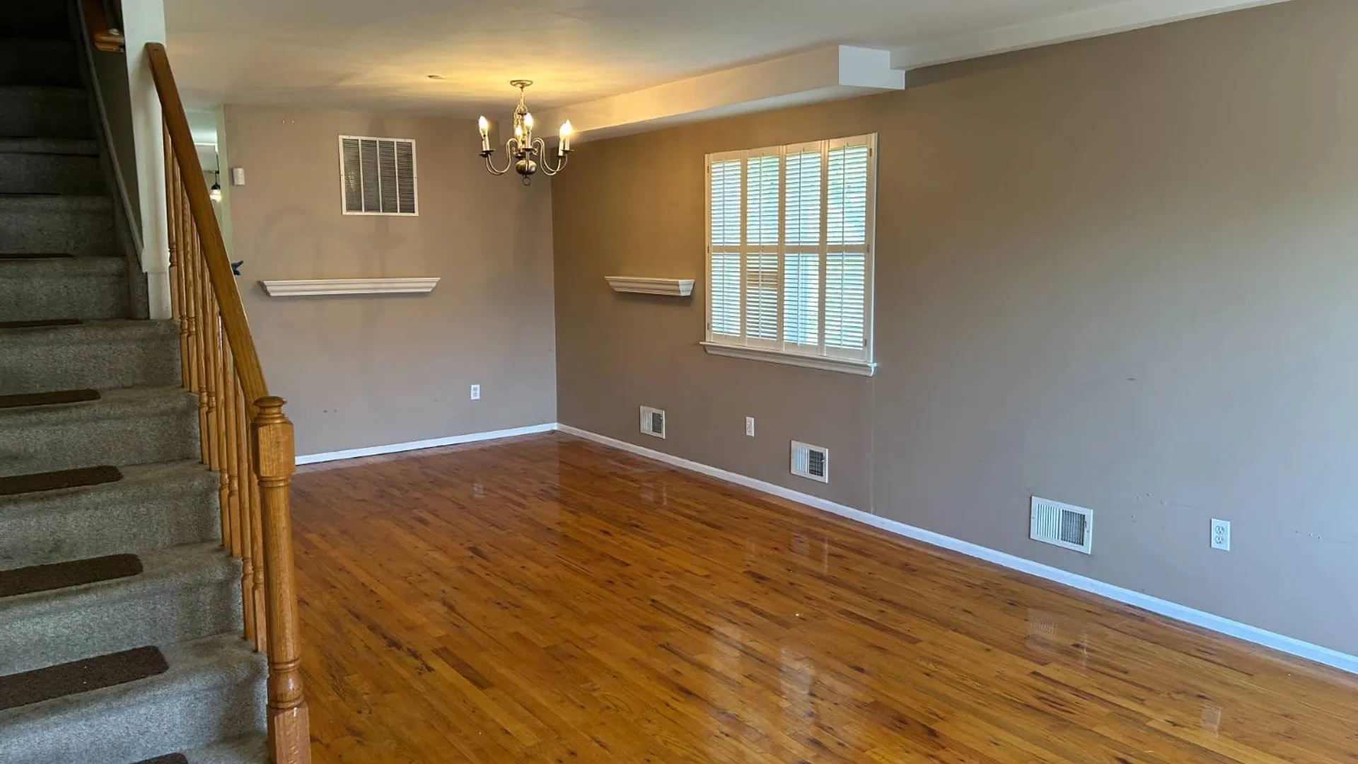 Property at 262 Ward Ave, Staten Island, NY 10304 5