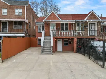 Property at 3121 Mickle Ave, Bronx, NY 10469