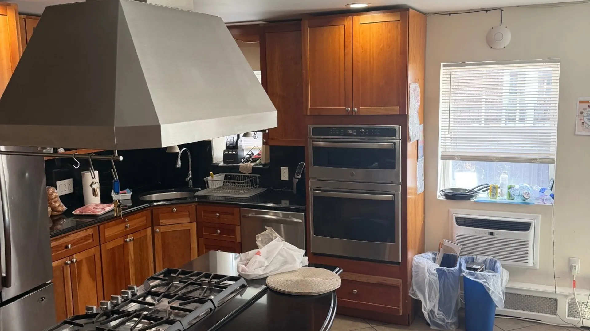 Property at 1934 Hunt Ave, Bronx, NY 10462 6