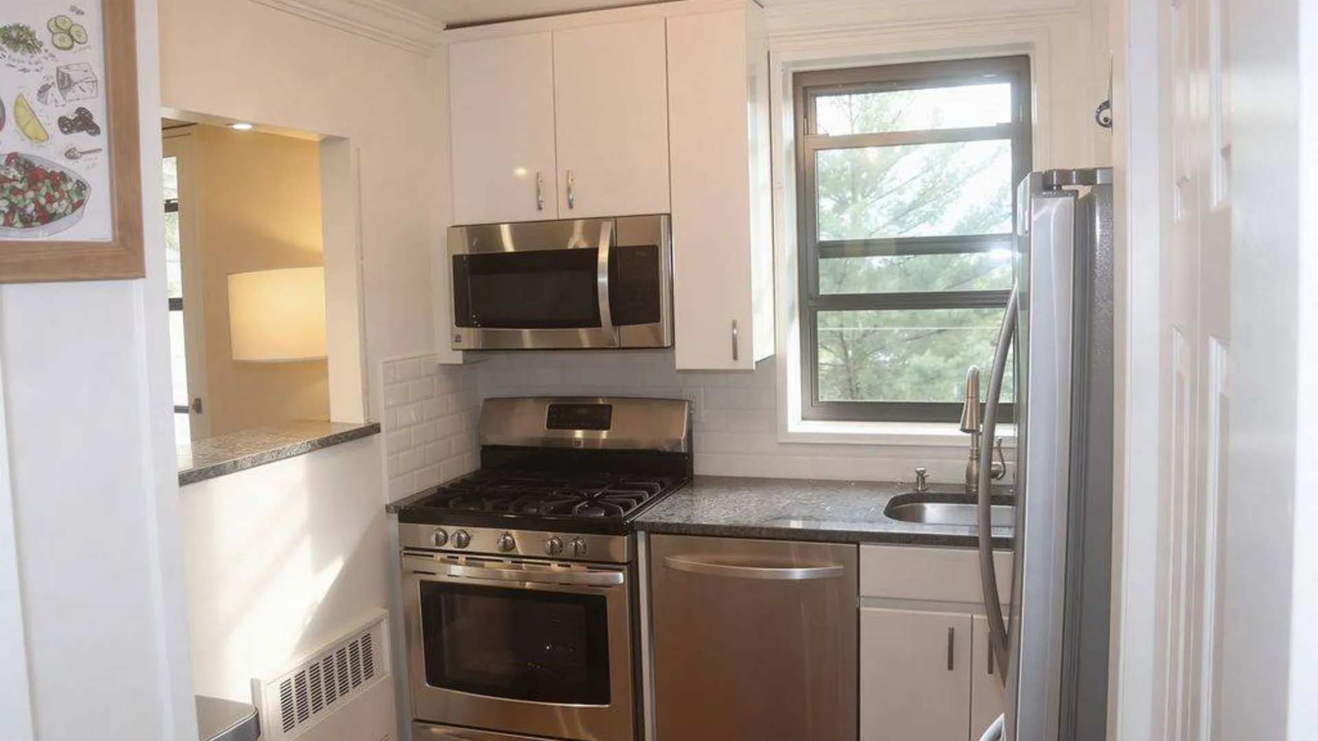 Property at 20910 41st Avenue, Bayside, NY 11361 8