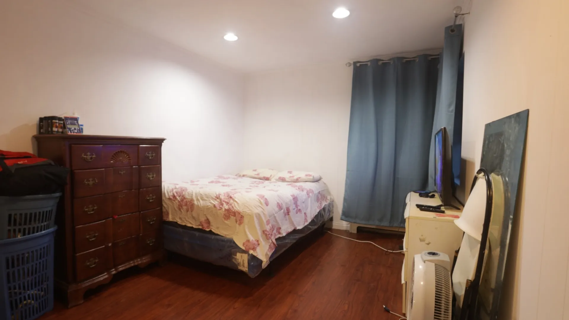 Property at 3529 Laconia Ave, Bronx, NY 10469 4
