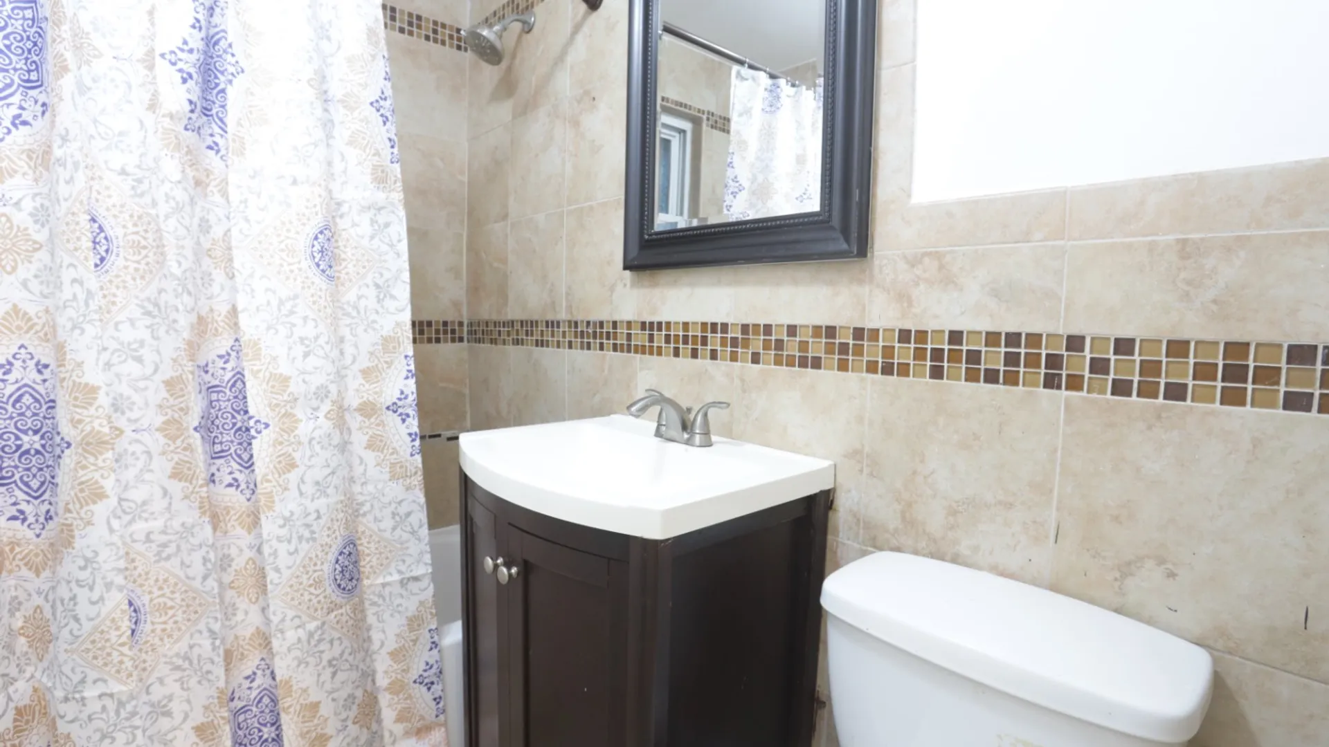 Property at 3529 Laconia Ave, Bronx, NY 10469 10