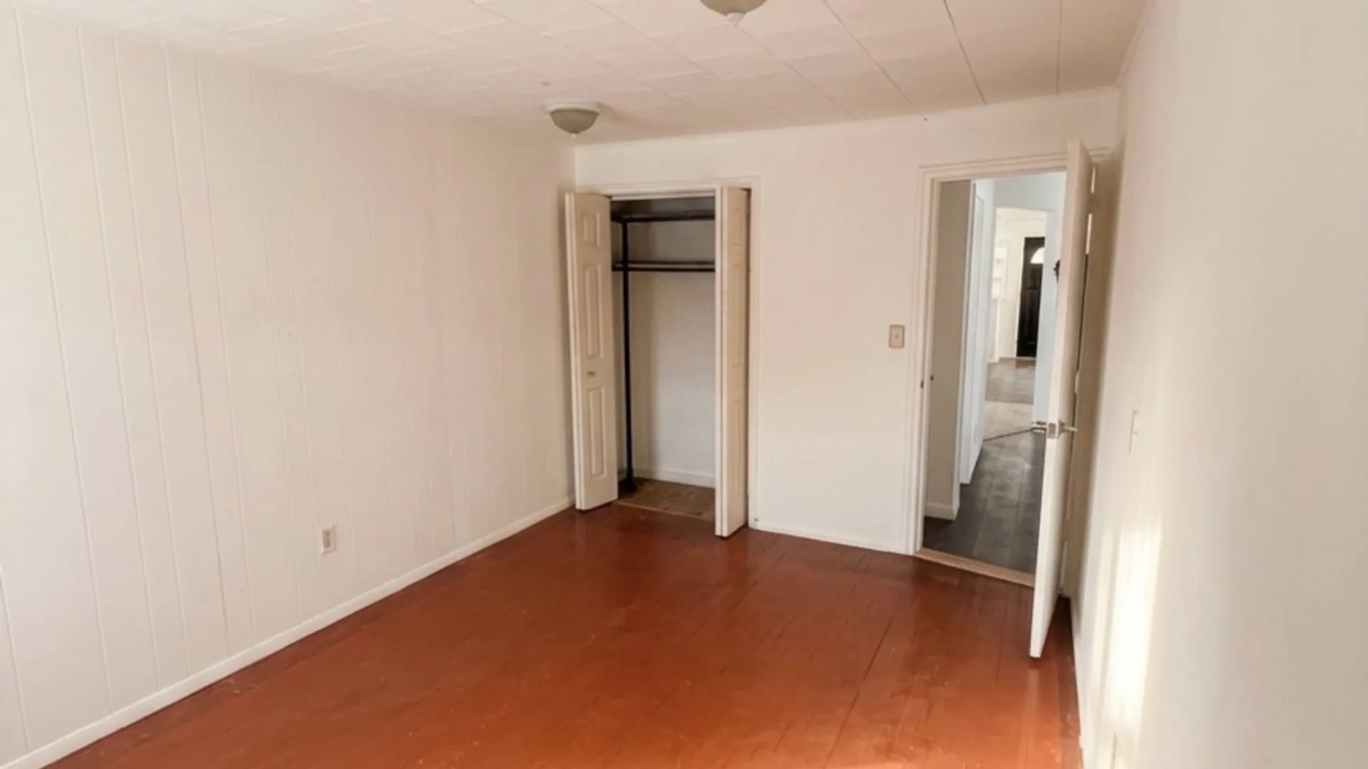 Property at 3529 Laconia Ave, Bronx, NY 10469 13