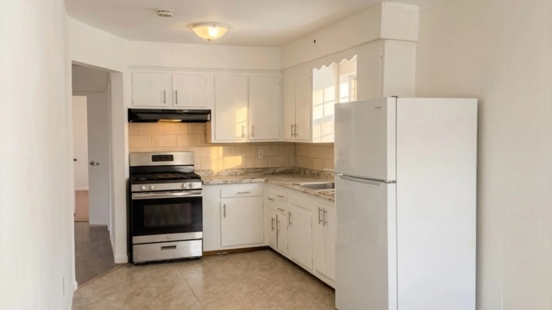 Property at 3529 Laconia Ave, Bronx, NY 10469 15