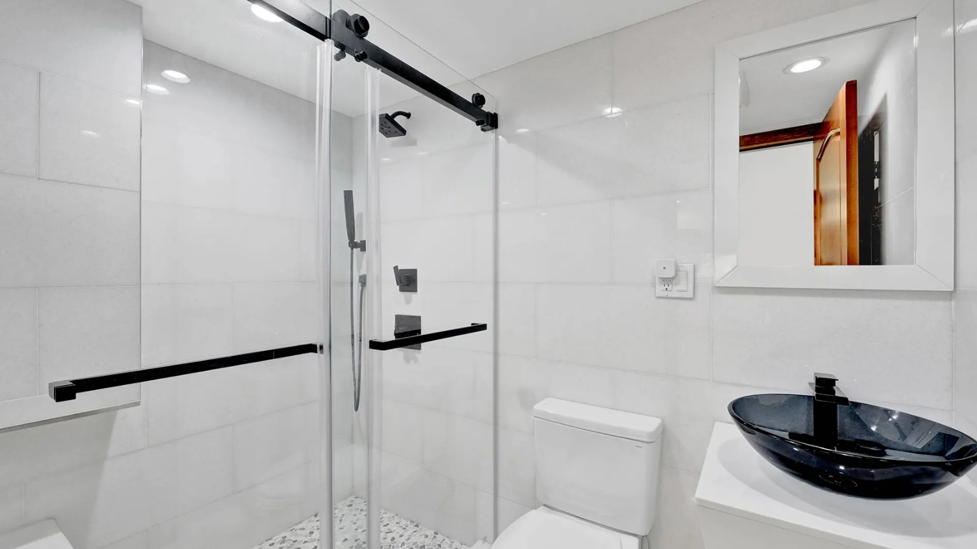 Property at 2135 east 65 street, brooklyn, NY 11234 18