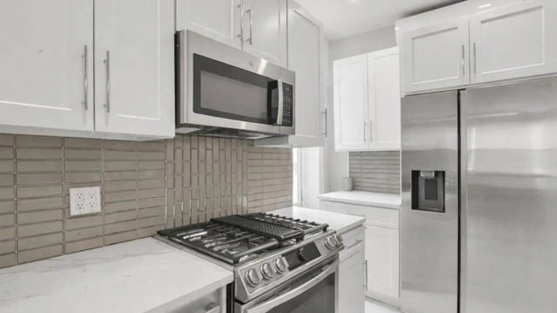 Property at 9307 3rd Ave, Brooklyn, NY 11209 10