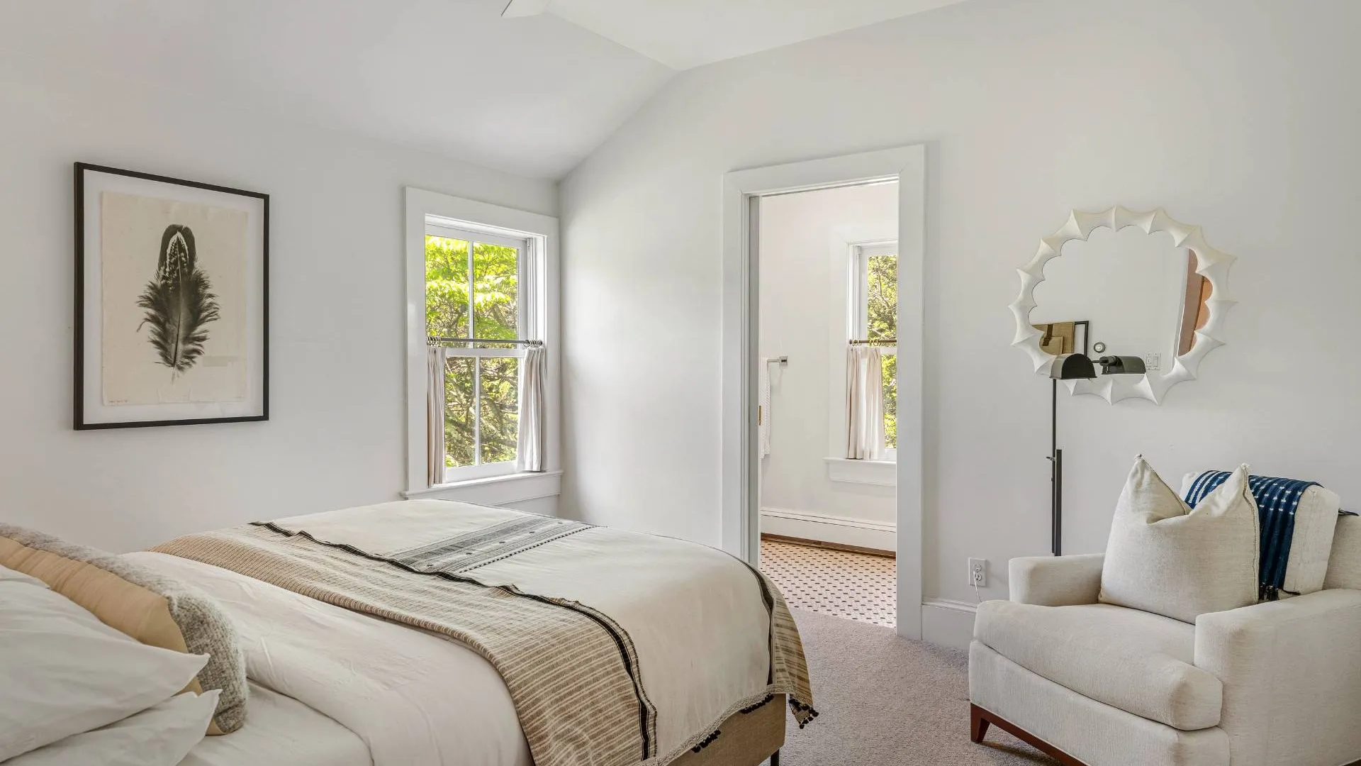Property at 28 S Menantic Rd, Shelter Island, NY 11964 23
