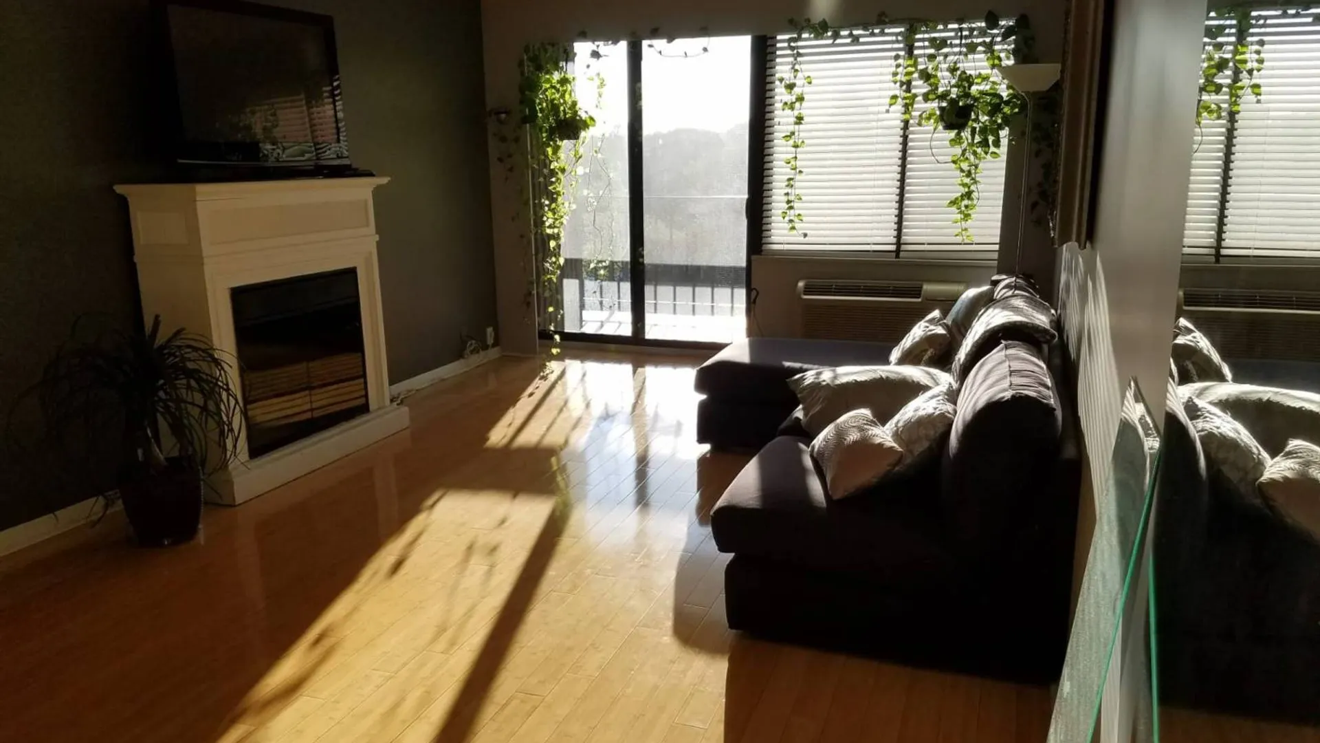 Property at 152-18 Union Turnpike, Flushing, NY 11367 3