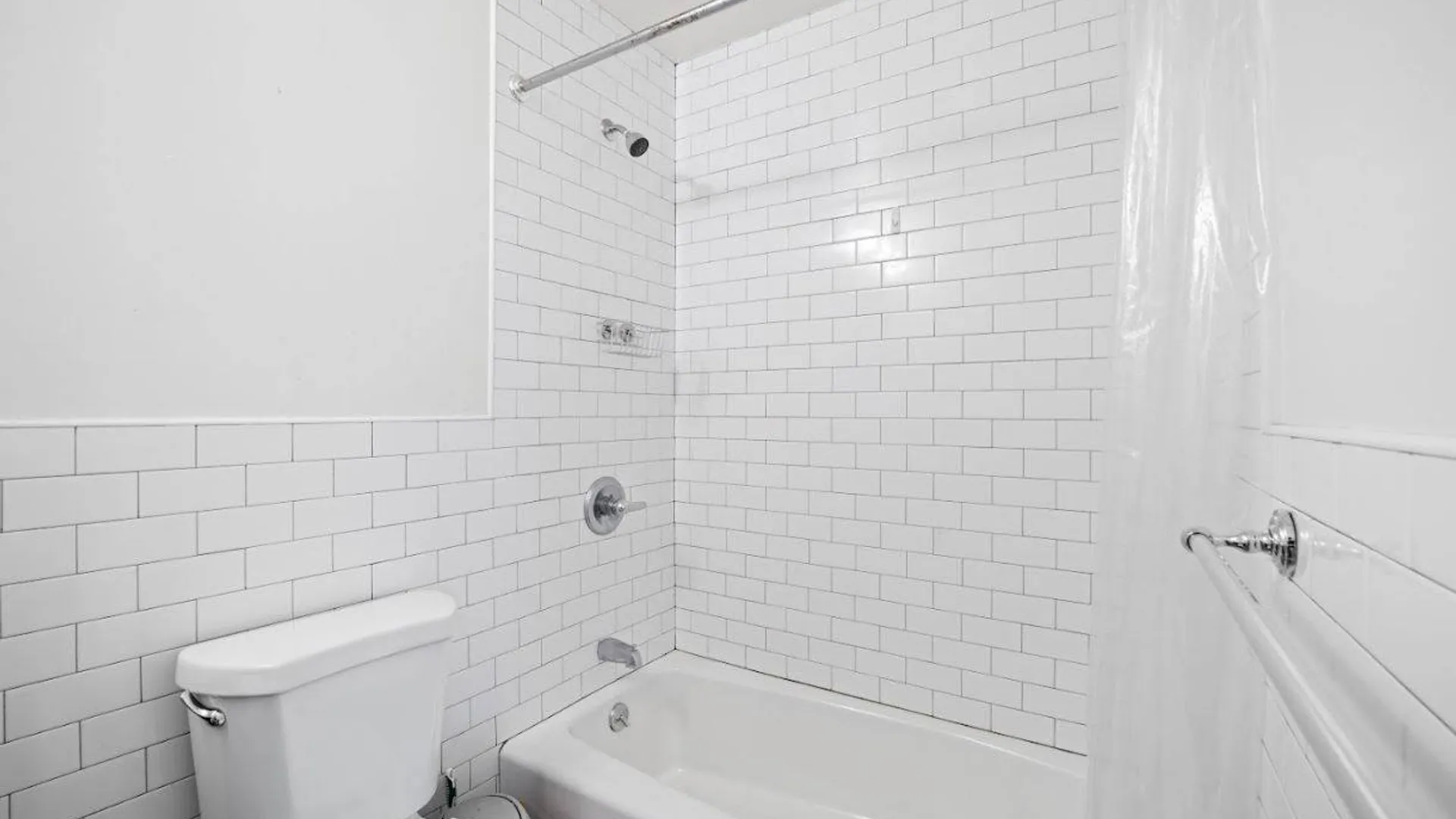 Property at 552 Grandview Ave, Ridgewood, NY 11385 29
