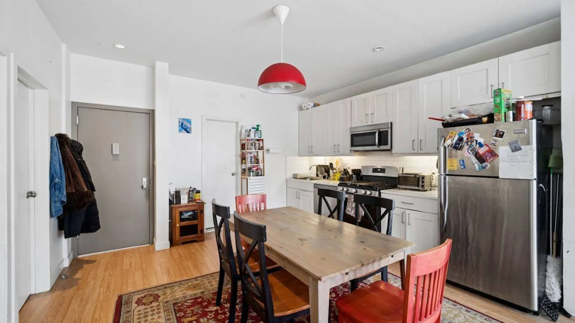 Property at 552 Grandview Ave, Ridgewood, NY 11385 20