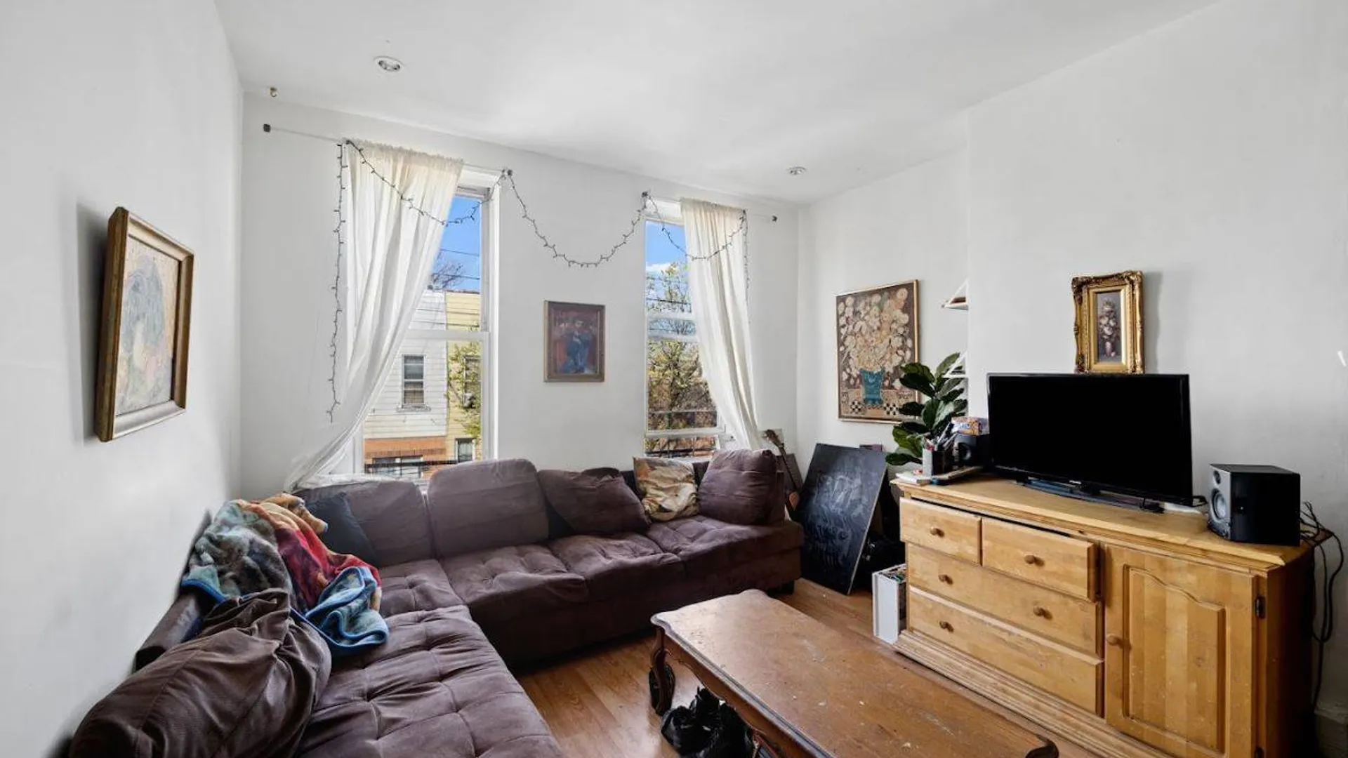 Property at 552 Grandview Ave, Ridgewood, NY 11385 33