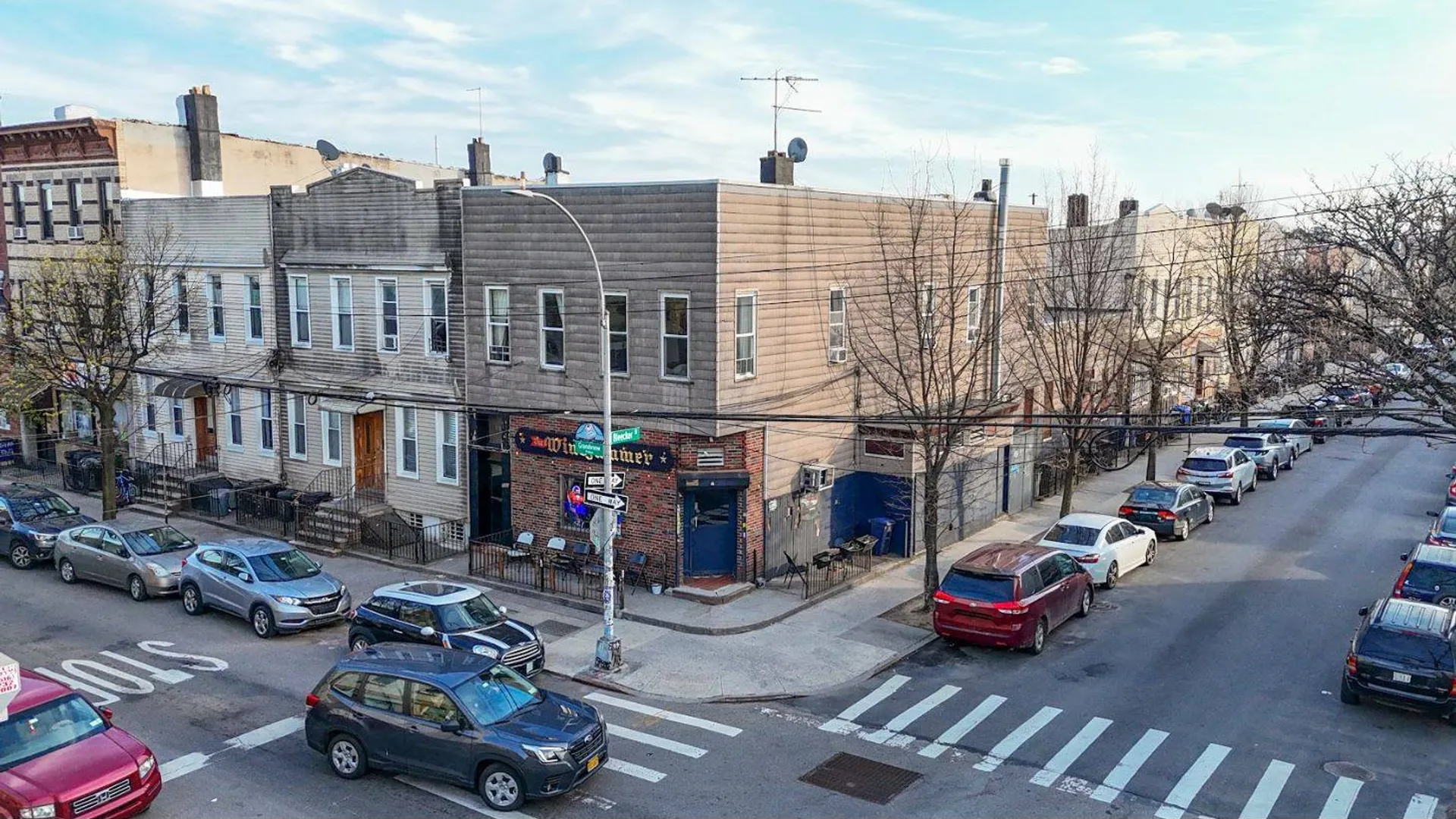 Property at 552 Grandview Ave, Ridgewood, NY 11385 46