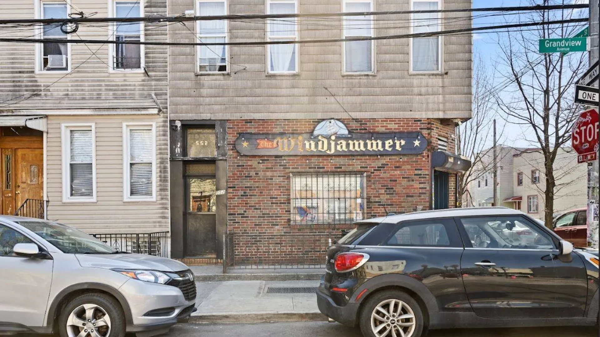 Property at 552 Grandview Ave, Ridgewood, NY 11385 44