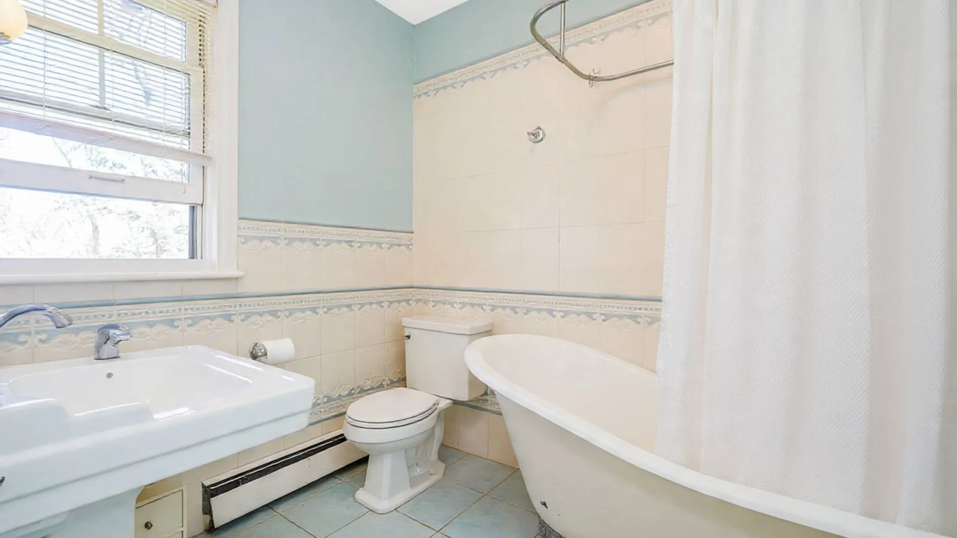 Property at 231 Douglas Road, Staten Island, NY 10304 36