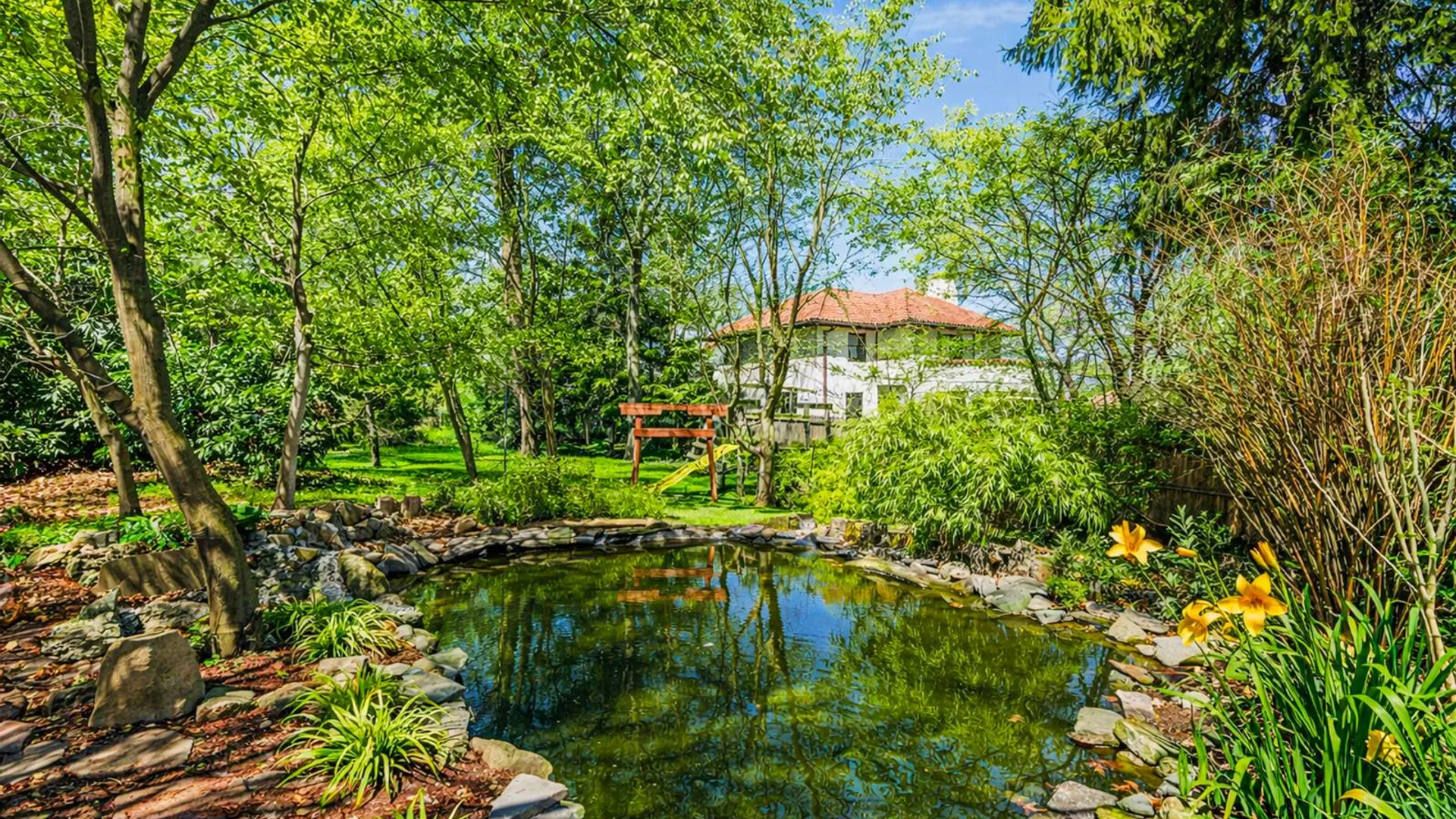 Property at 231 Douglas Road, Staten Island, NY 10304 50