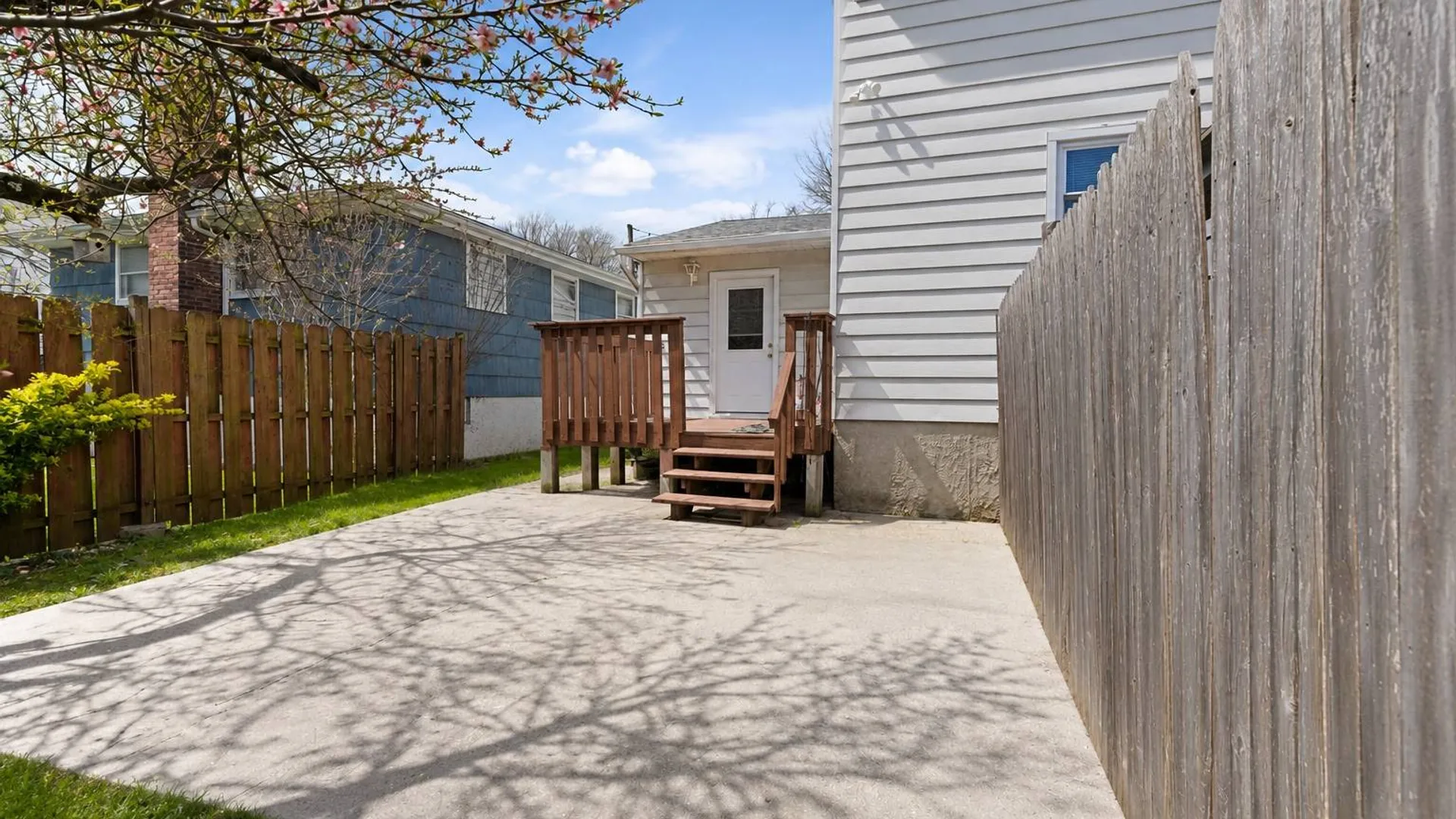Property at 4 cottage avenue, Staten Island, NY 10308 16