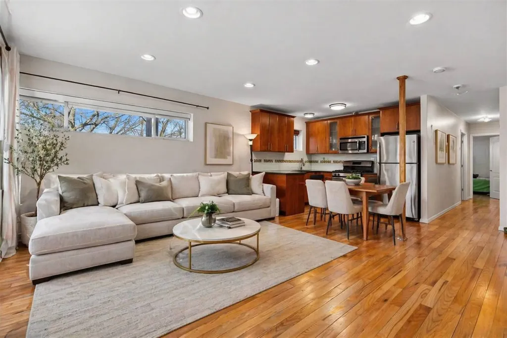 Property at 3194 Avenue V, Brooklyn, NY 11229