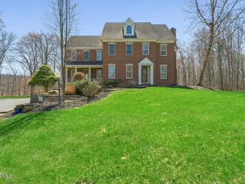 Property at 9 Stable Lane, Saratoga Springs, NY 12866