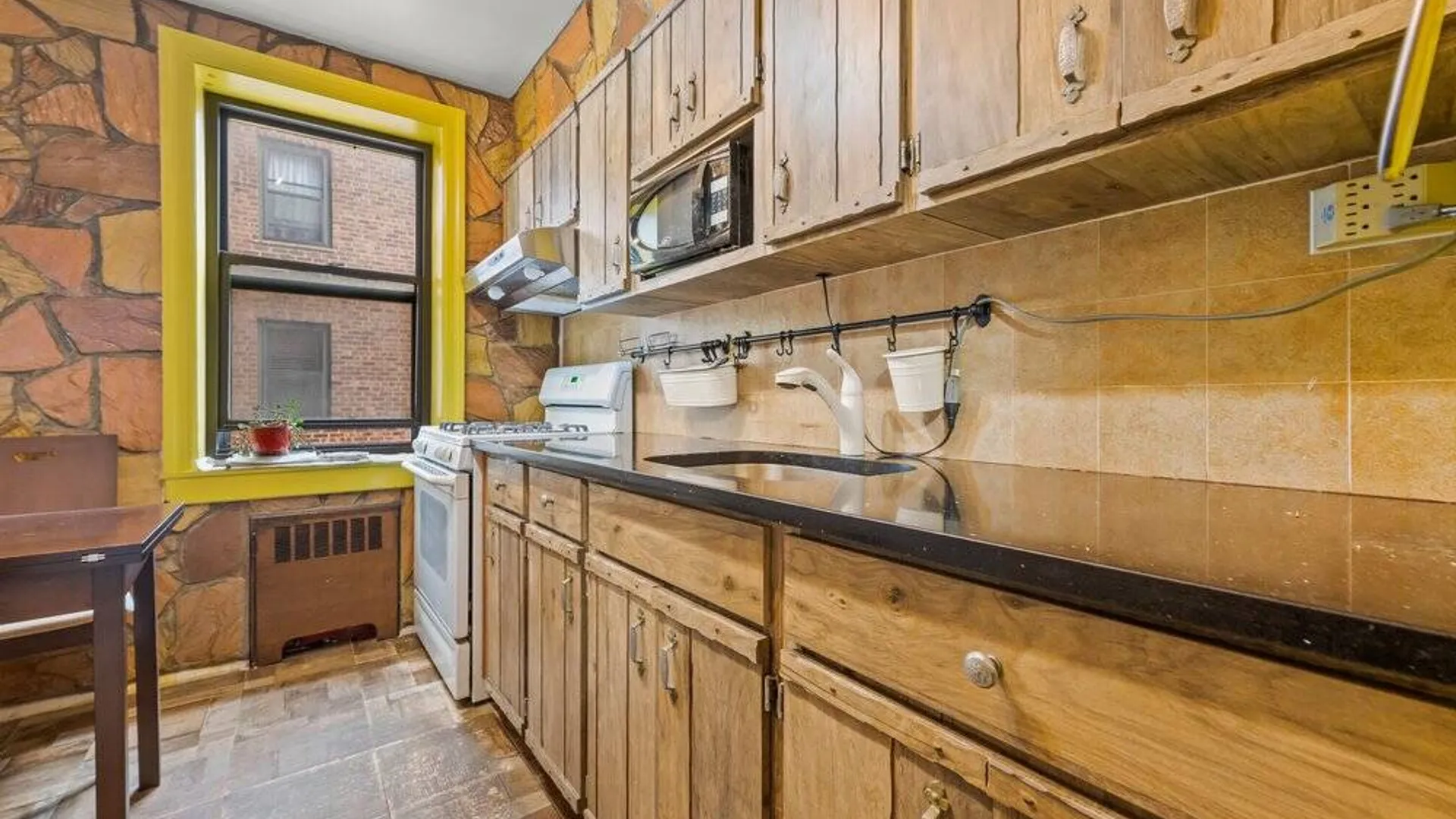 Property at 90-09 Northern Blvd, Jackson Heights, NY 11372 6