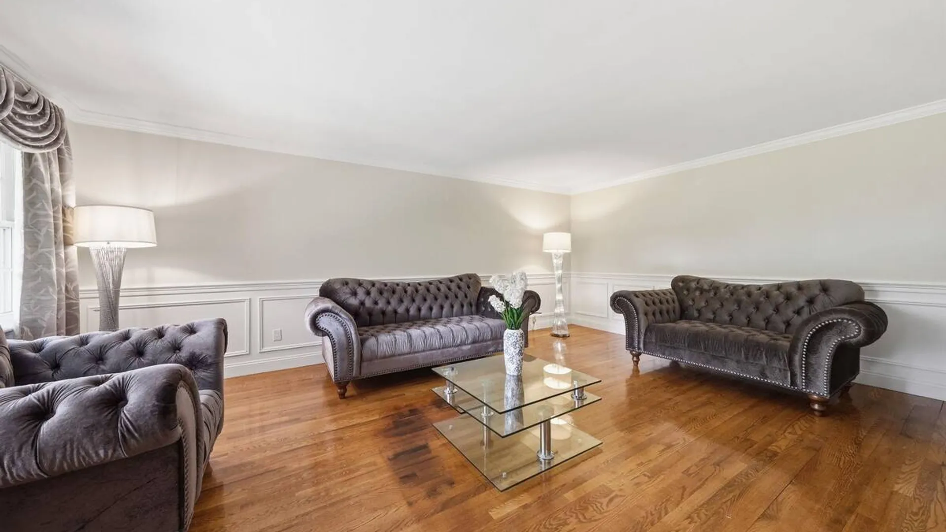 Property at 9 Arista Court, Dix Hills, NY 11746 18