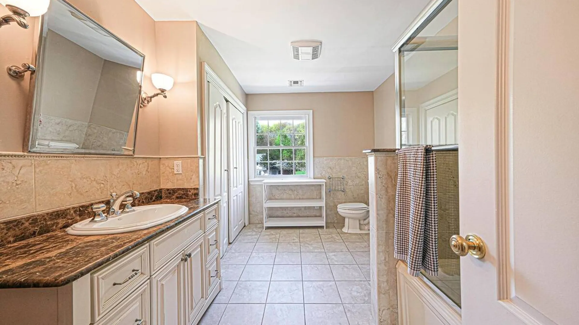 Property at 9 Arista Court, Dix Hills, NY 11746 37