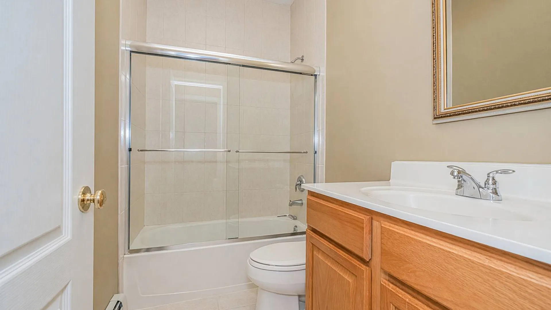 Property at 10 Chart Loop, Staten Island, NY 10309 15