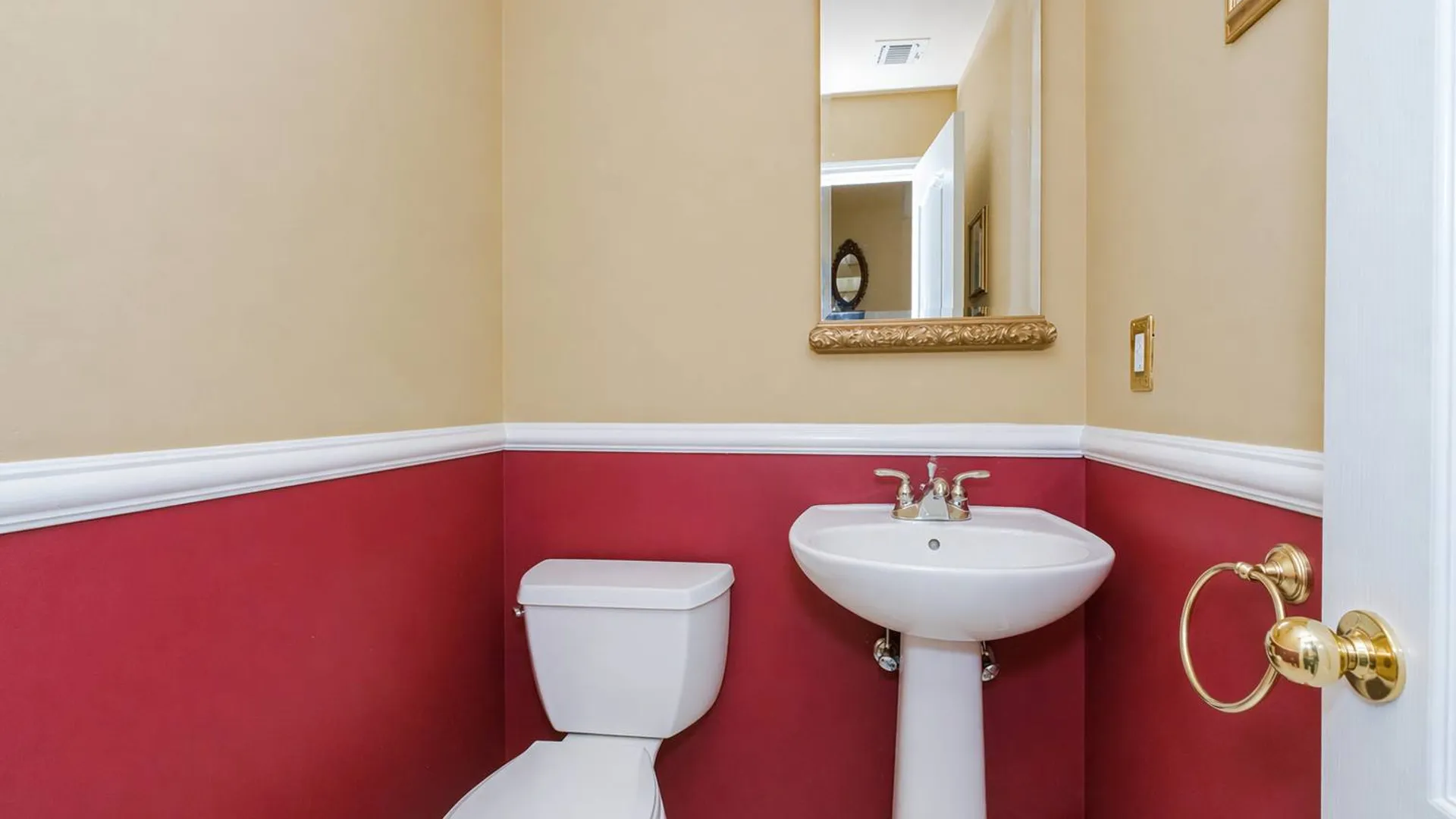 Property at 10 Chart Loop, Staten Island, NY 10309 18