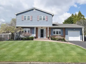 Property at 32 Lagoon Place, East Islip, NY 11730