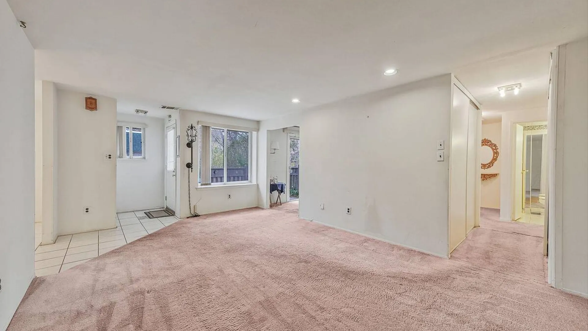 Property at 527 Daryl Drive, Medford, NY 11763 3