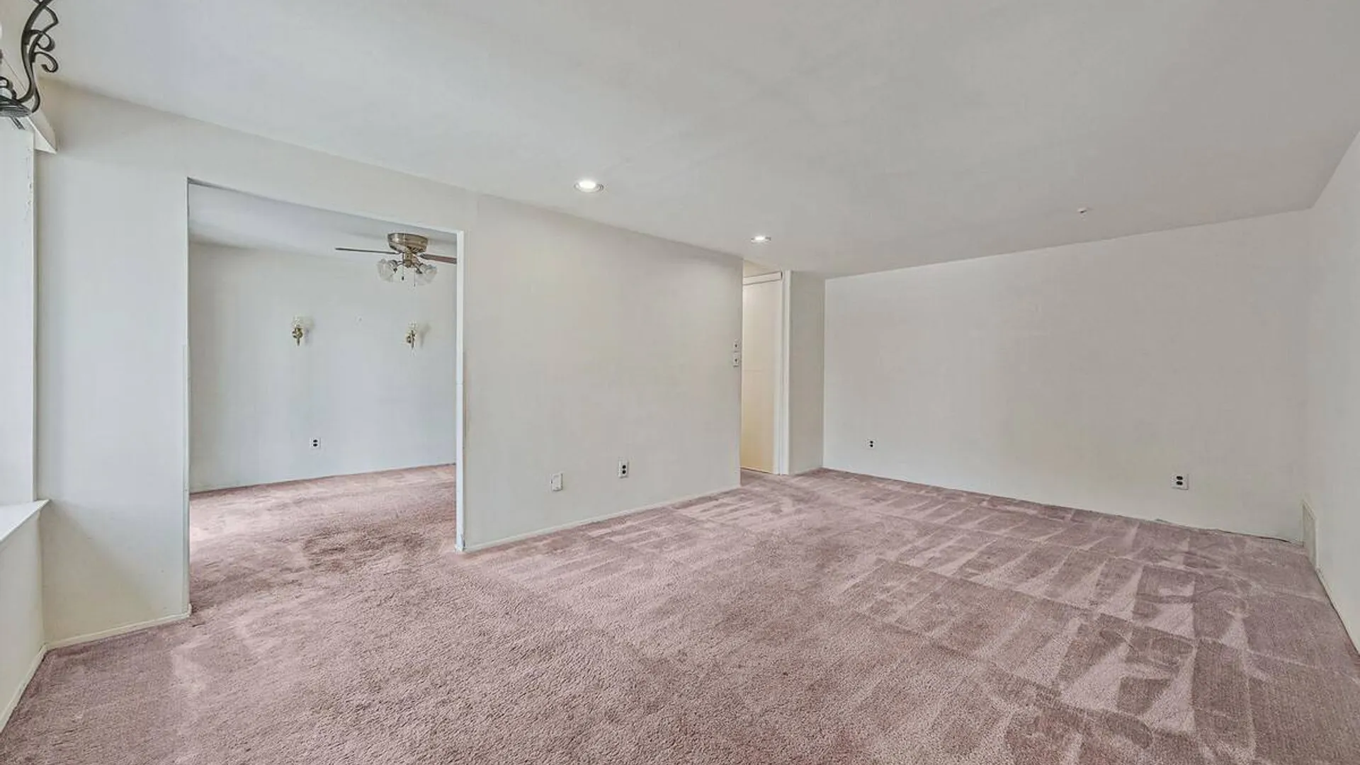 Property at 527 Daryl Drive, Medford, NY 11763 11