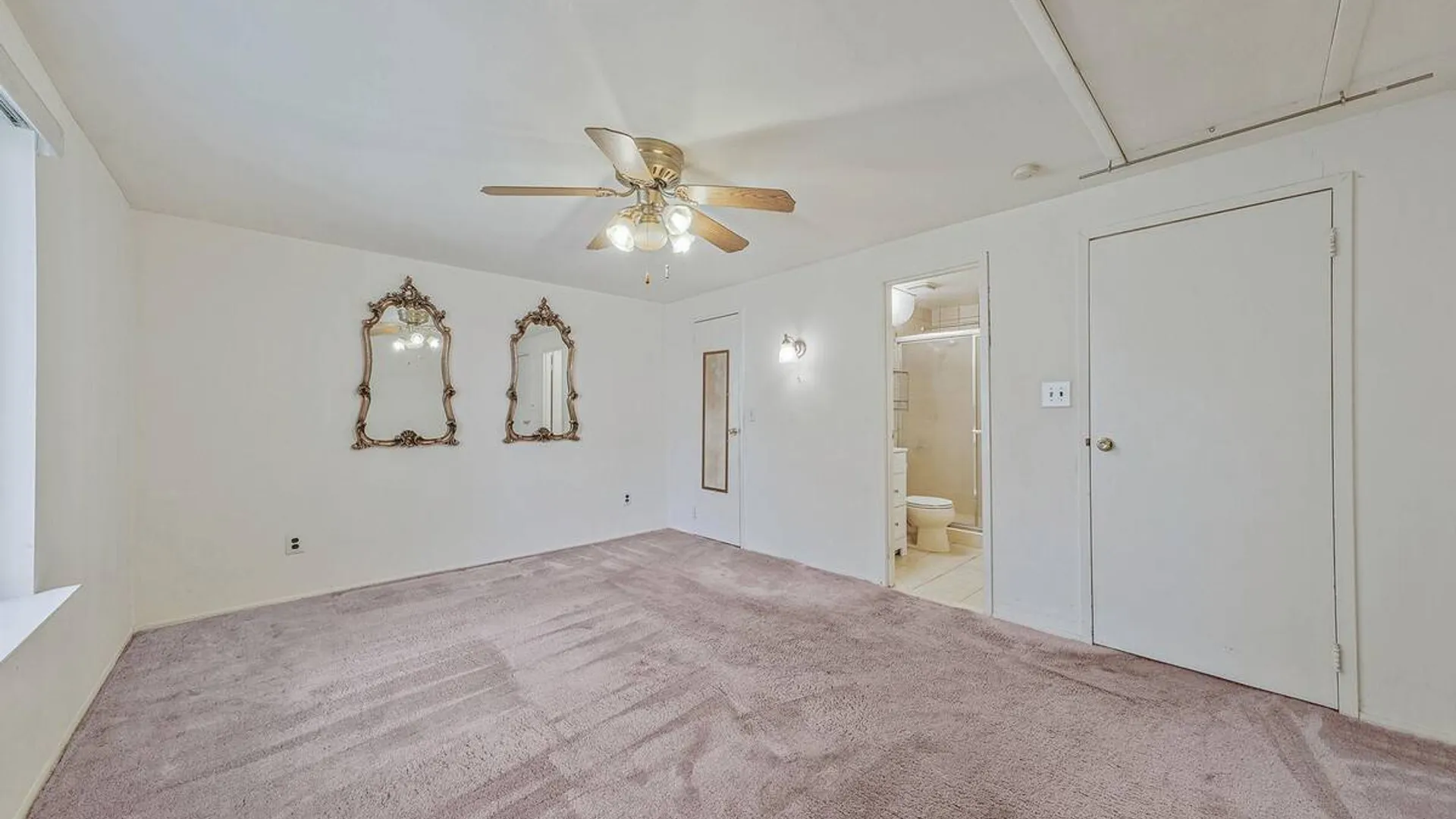 Property at 527 Daryl Drive, Medford, NY 11763 16
