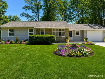 Property at 3 Datus Ct, Kinderhook, NY 12106