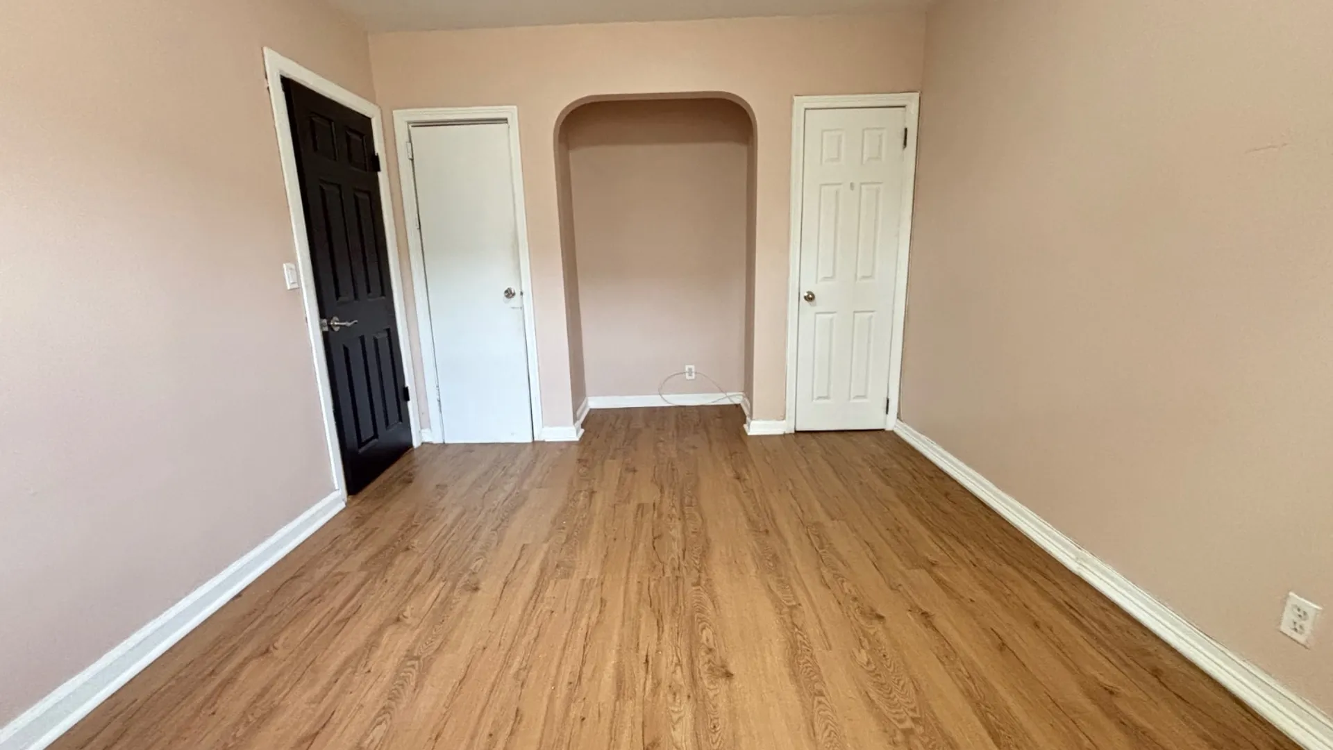 Property at 150-24 59 Ave, Flushing, NY 11355 10